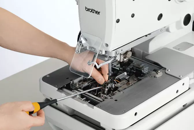 NEXIO RH-982A | Industrial Sewing Machine | Brother