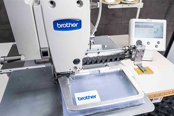 Label attaching device: BAS311H-SLA