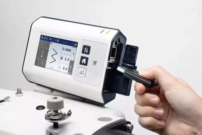8452 NEXIO T-8452D | Industrial Sewing Machine | Brother