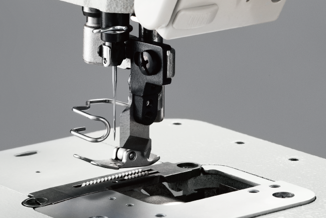 Good response, comfortable sewing by the direct drive motor
